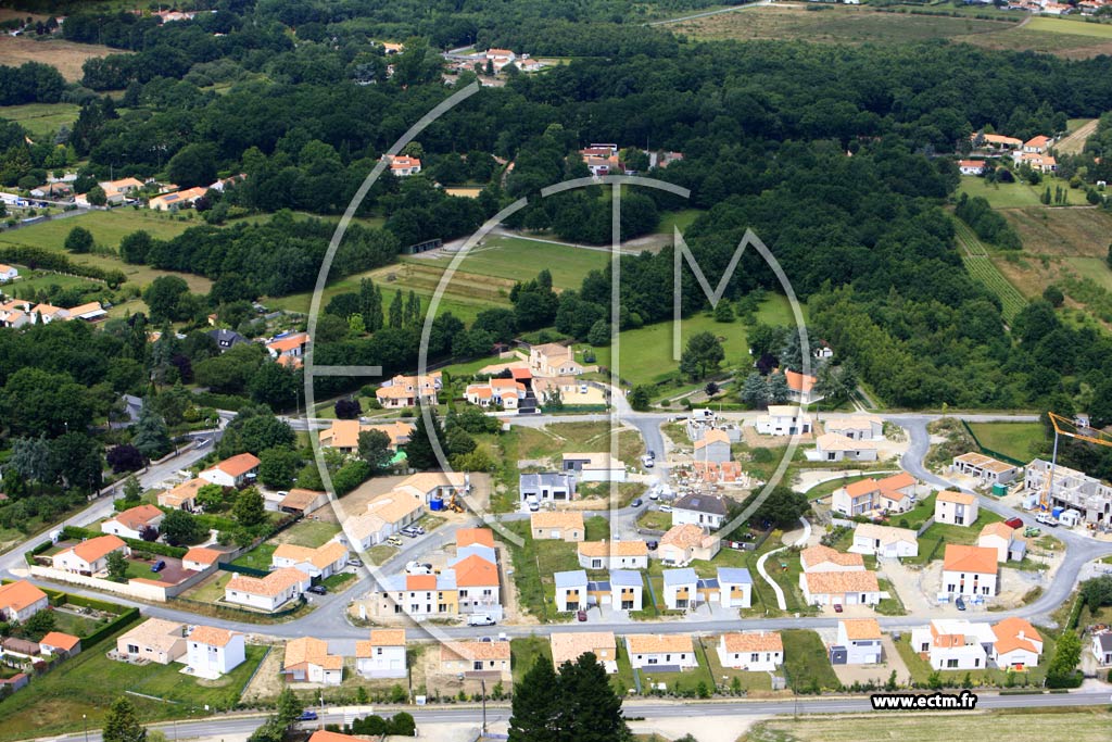 Photo arienne de Saint-Aignan-Grandlieu (La Lucaserie)