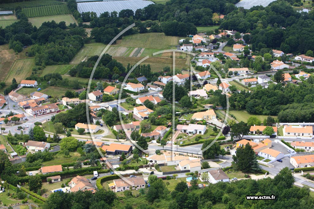 Photo arienne de Saint-Aignan-Grandlieu (Le Champ de Foire)