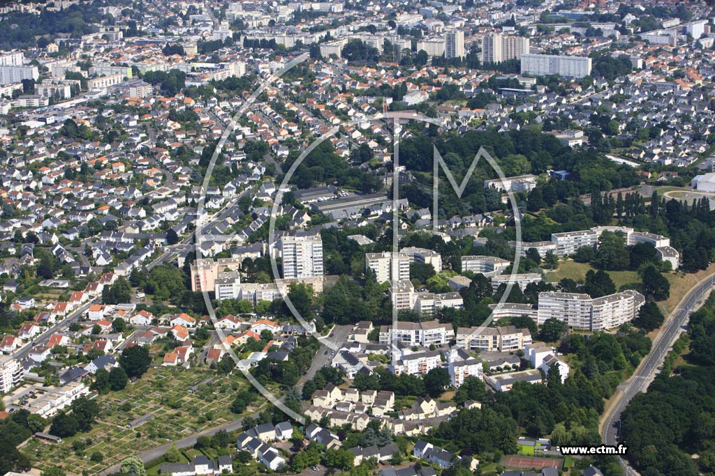 Photo arienne de Saint-Herblain (Le Golf)