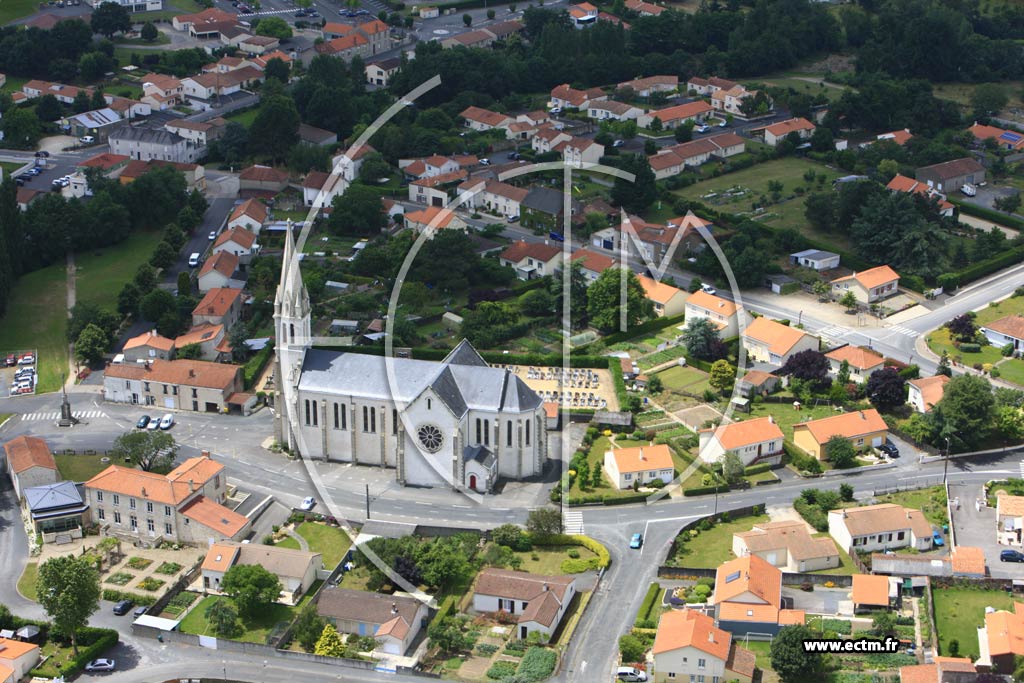 Photo arienne de Saint-Hilaire-de-Clisson
