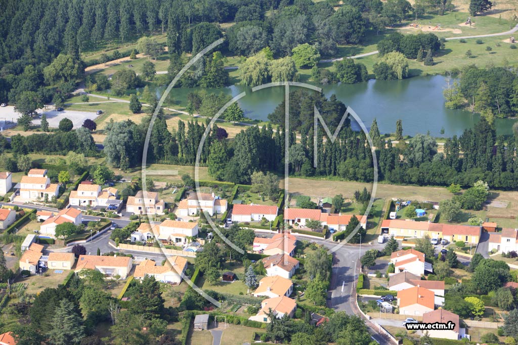 Photo arienne de Saint-Julien-de-Concelles