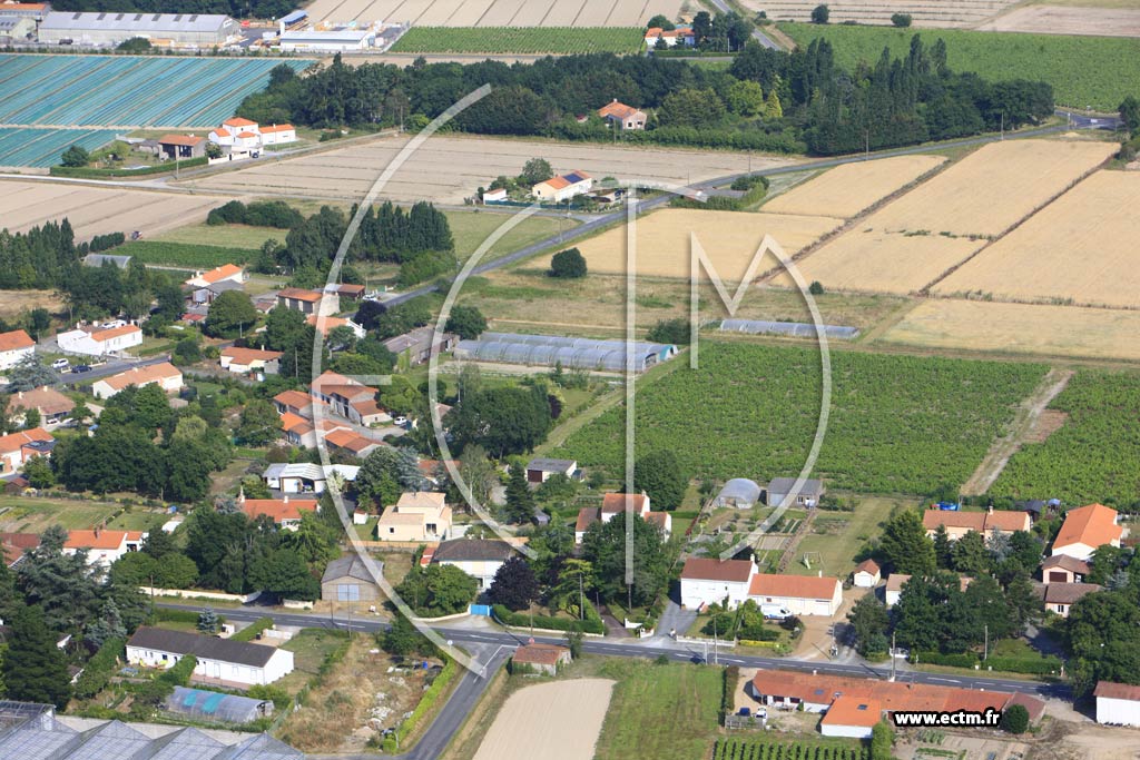 Photo arienne de Saint-Julien-de-Concelles (Bois Chef)