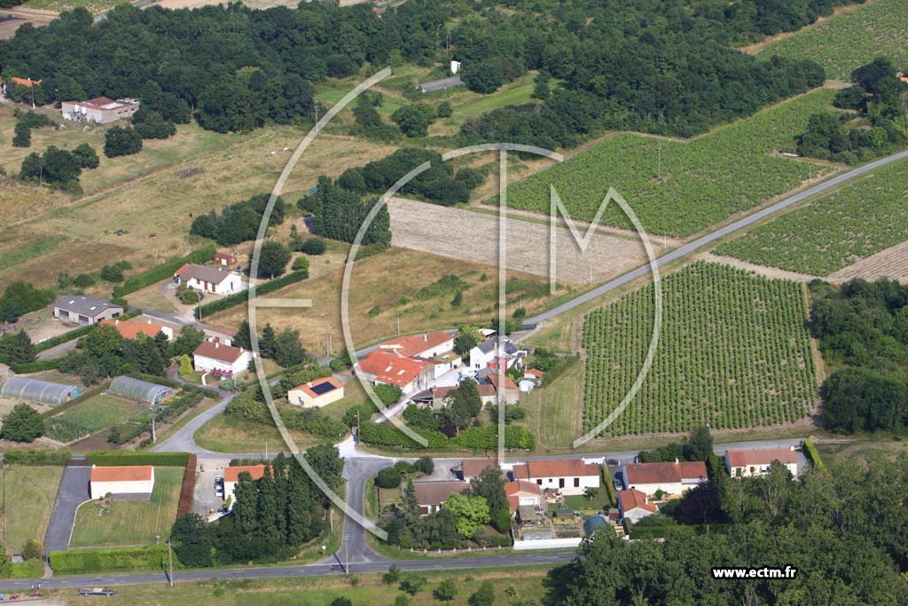 Photo arienne de Saint-Julien-de-Concelles (Cahrault)