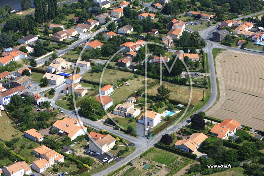 Photo arienne de Saint-Julien-de-Concelles (Les Carroueils)