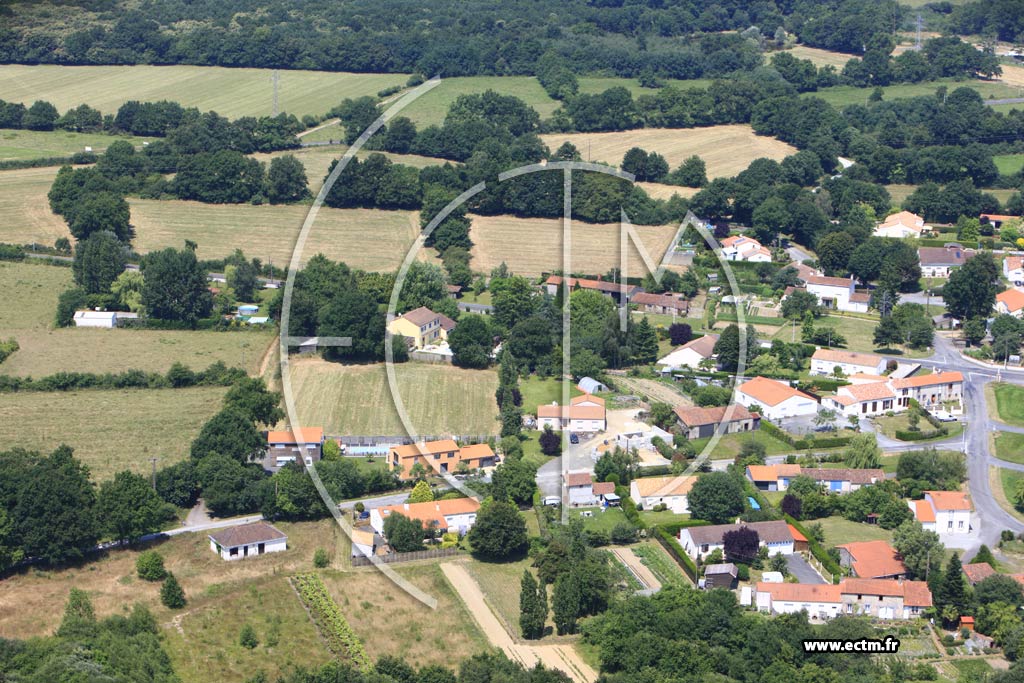 Photo arienne de Vallet (Les Courrres)