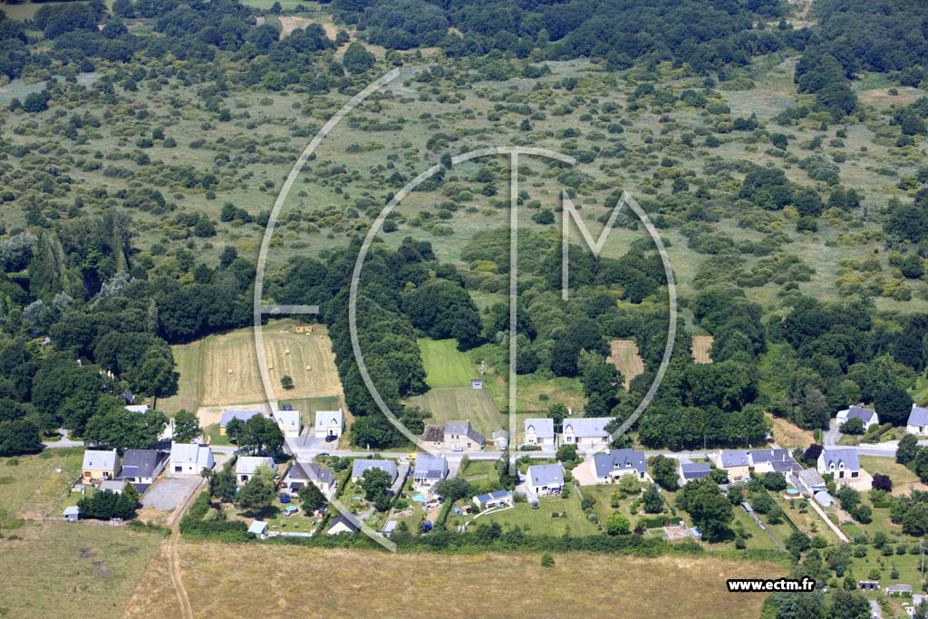 Photo arienne de La Chapelle-des-Marais (Camer)