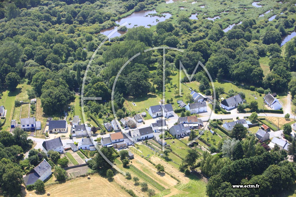 Photo arienne de La Chapelle-des-Marais (Camer)