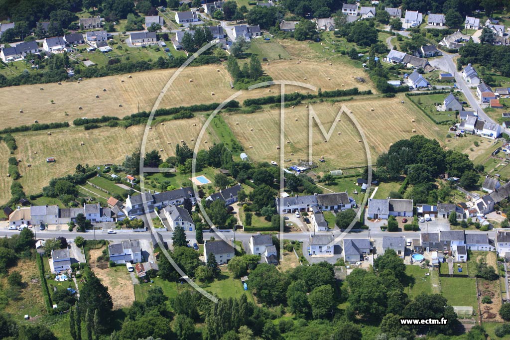 Photo arienne de La Chapelle-des-Marais (Camrun)