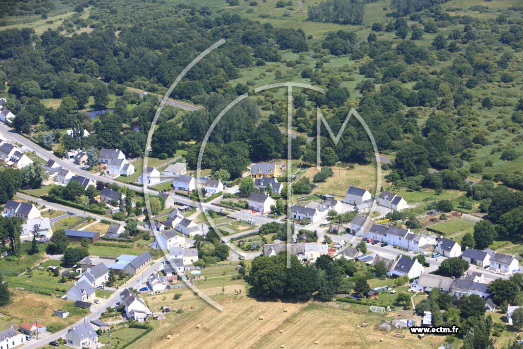 Photo arienne de La Chapelle-des-Marais (Camrun)