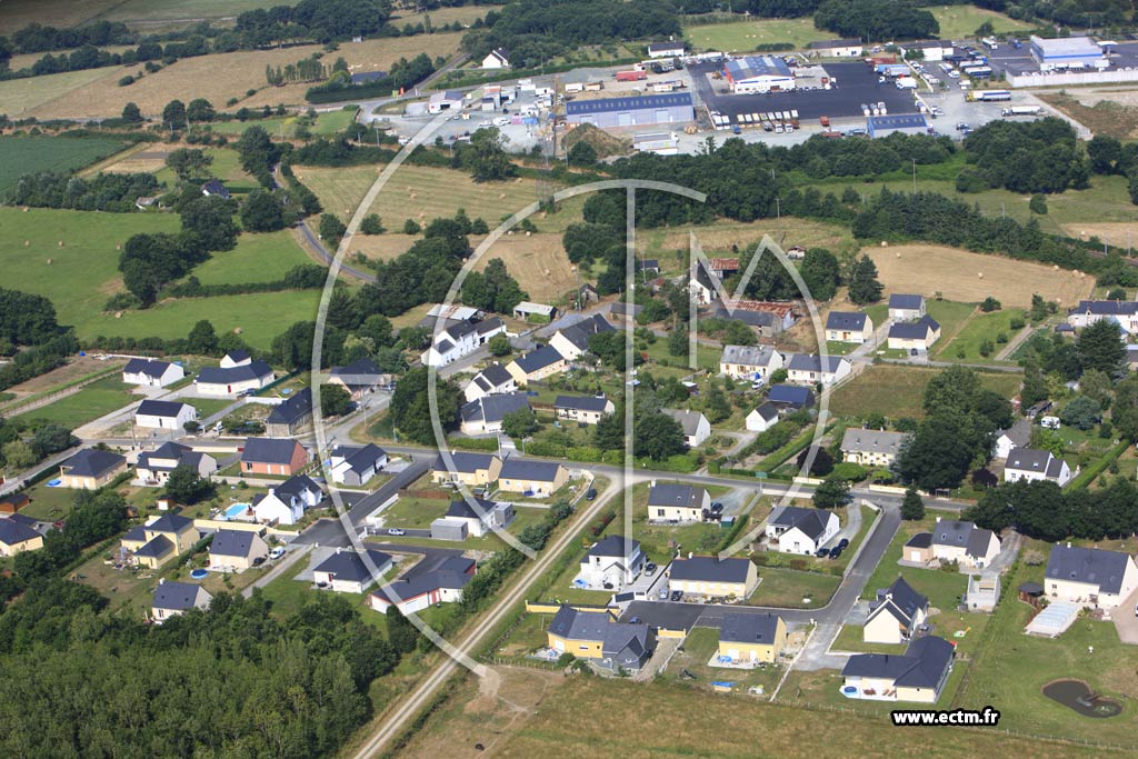 Photo arienne de Prinquiau (Villeneuve)