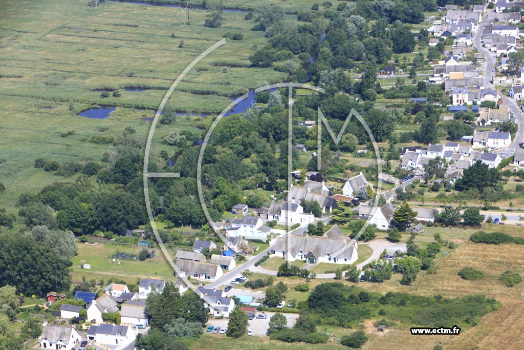 Photo arienne de Saint-Joachim (Ile de Fdrun)
