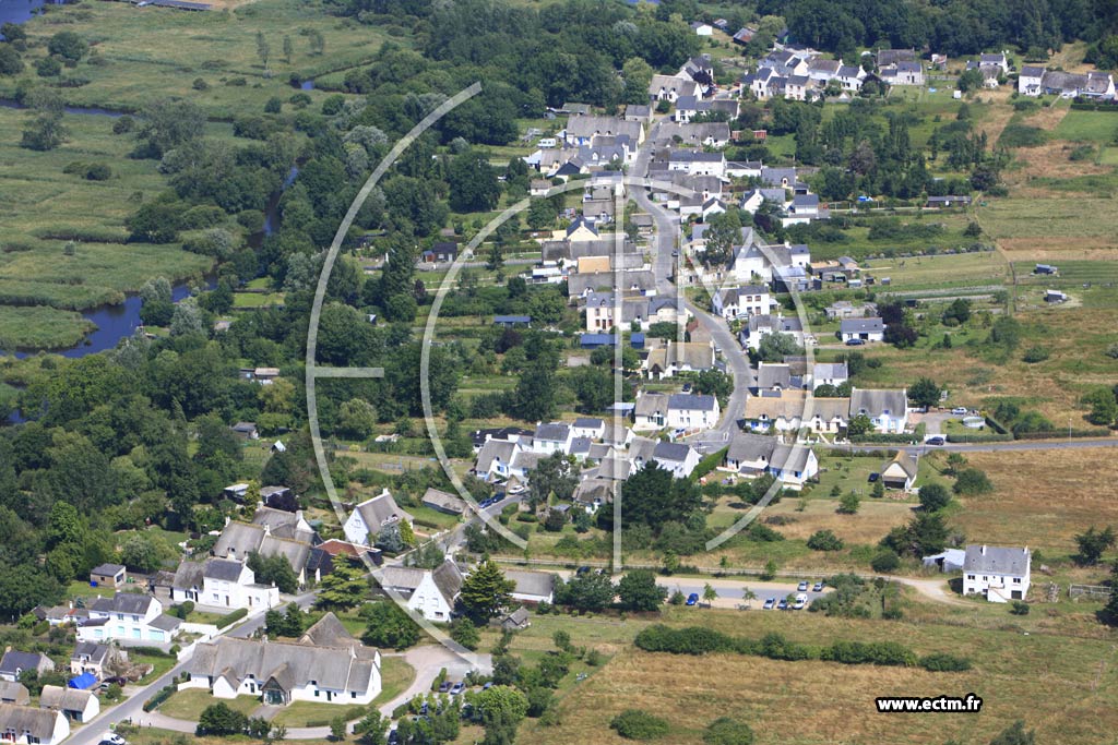 Photo arienne de Saint-Joachim (Ile de Fdrun)
