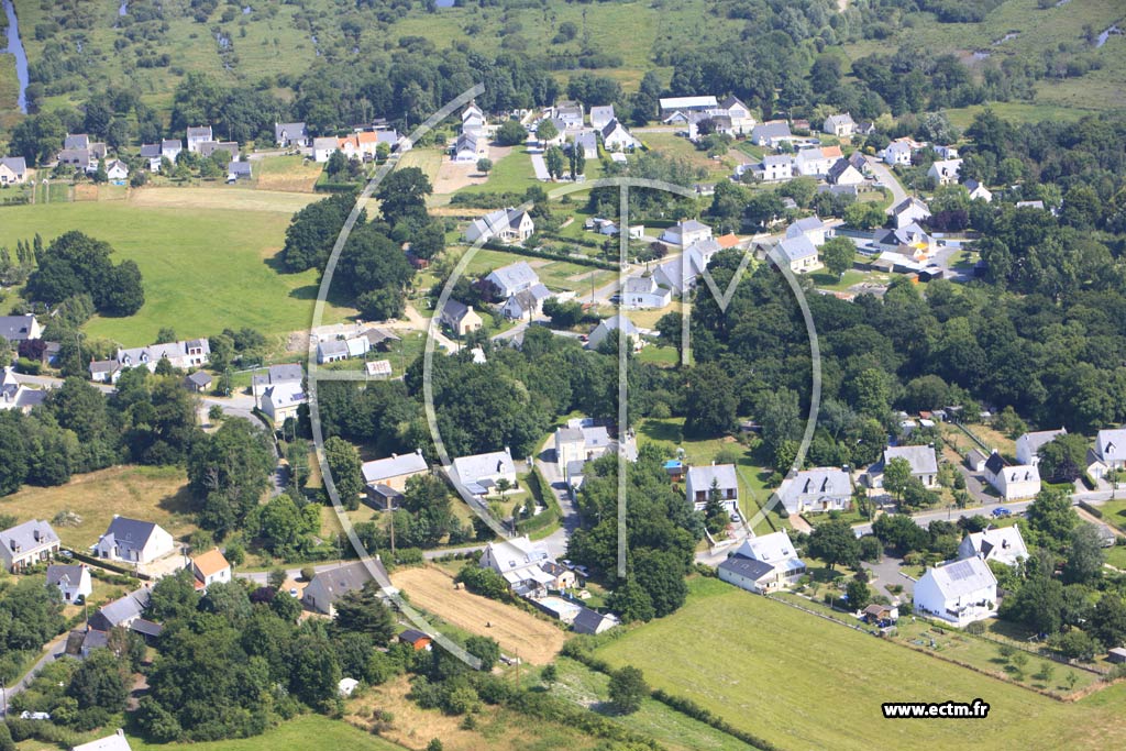 Photo arienne de Saint-Joachim (Ile de Mnac)