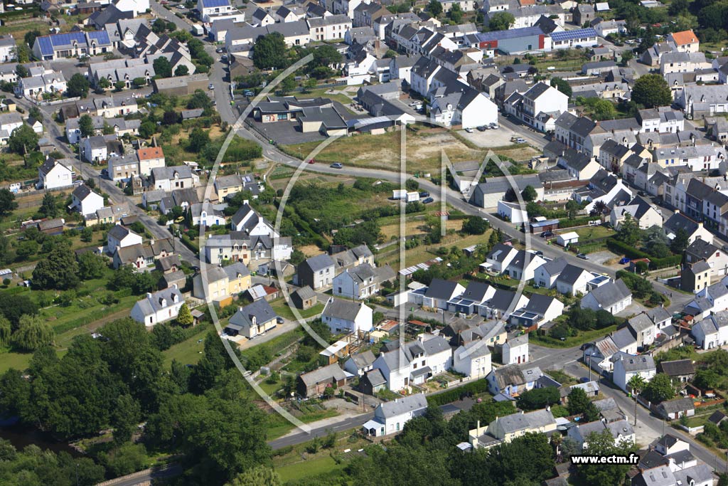 Photo arienne de Saint-Joachim (Ile de Pendille)