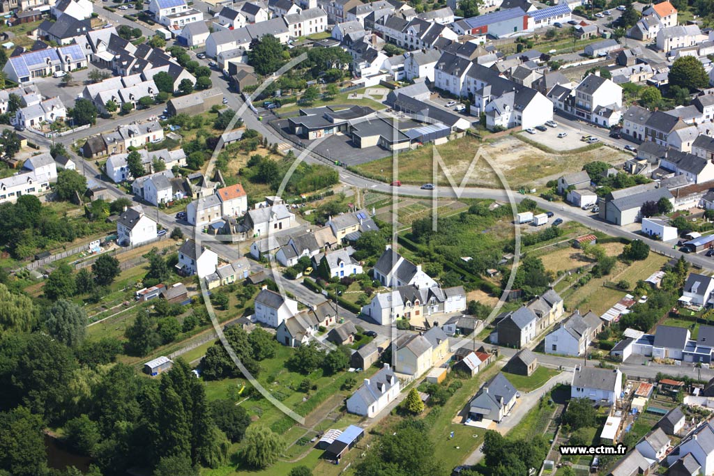 Photo arienne de Saint-Joachim (Ile de Pendille)