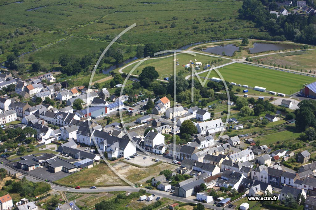 Photo arienne de Saint-Joachim (Ile de Pendille)