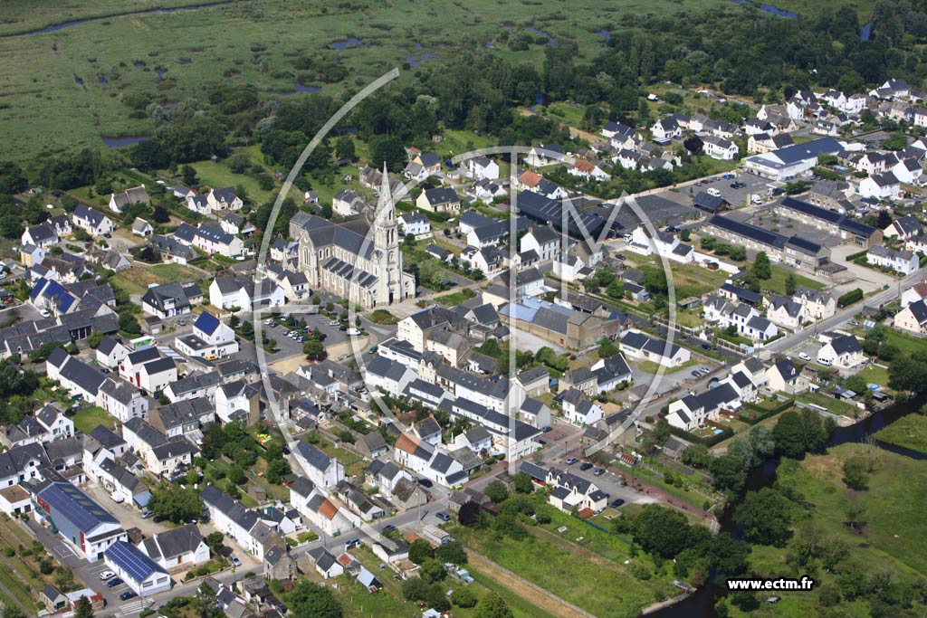Photo arienne de Saint-Joachim (Ile de Pendille)