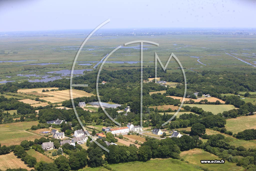 Photo arienne de Saint-Nazaire (Le Marais d'Ust)