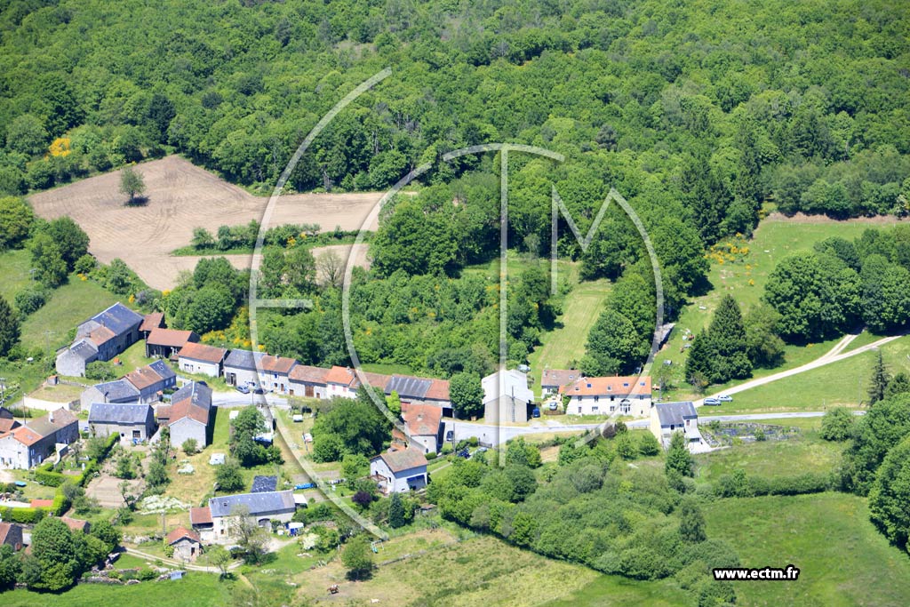 Photo arienne de Bersac-sur-Rivalier (Maillofargueix)
