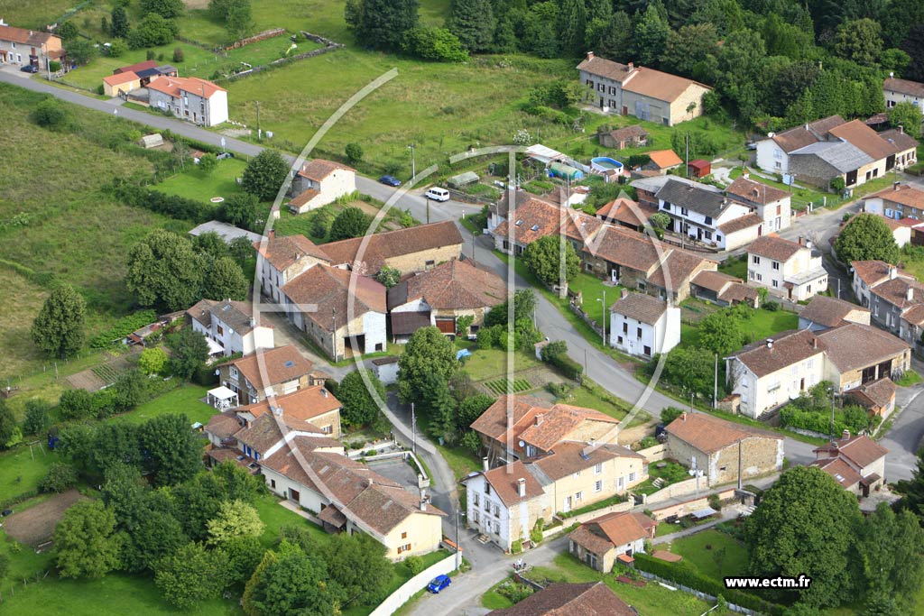 Photo arienne de Oradour-sur-Glane