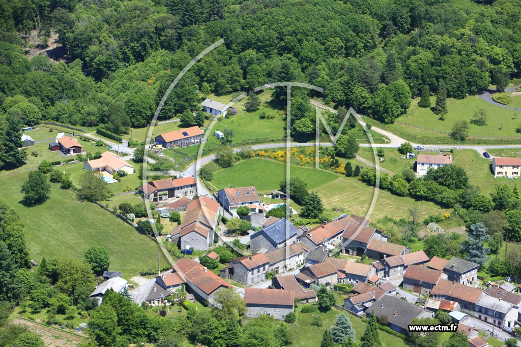 Photo arienne de Saint-Lger-la-Montagne
