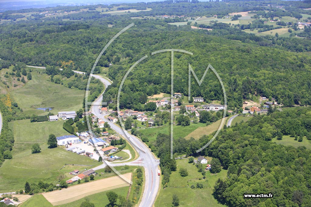 Photo arienne de Saint-Lger-la-Montagne