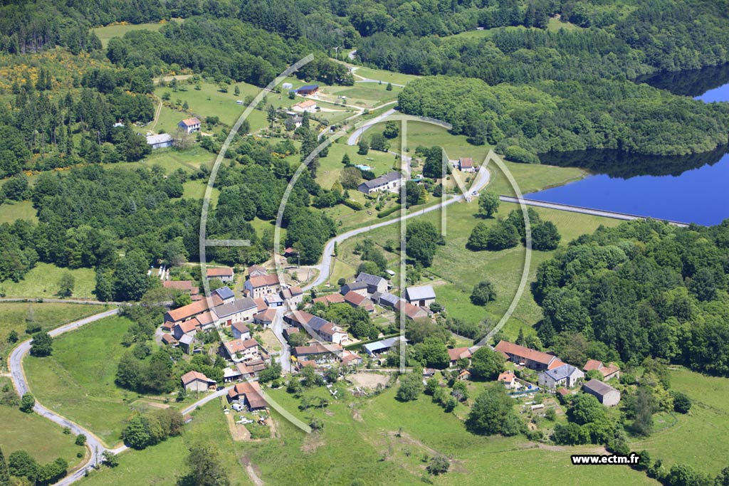 Photo arienne de Saint-Lger-la-Montagne