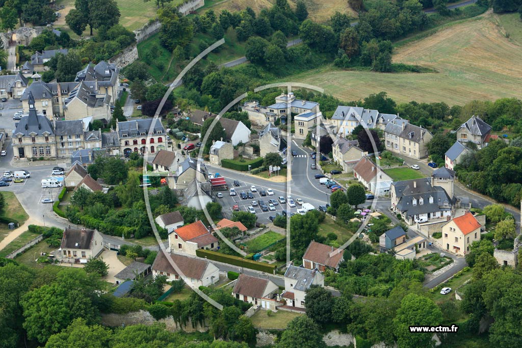 Photo arienne de Coucy-le-Chteau-Auffrique