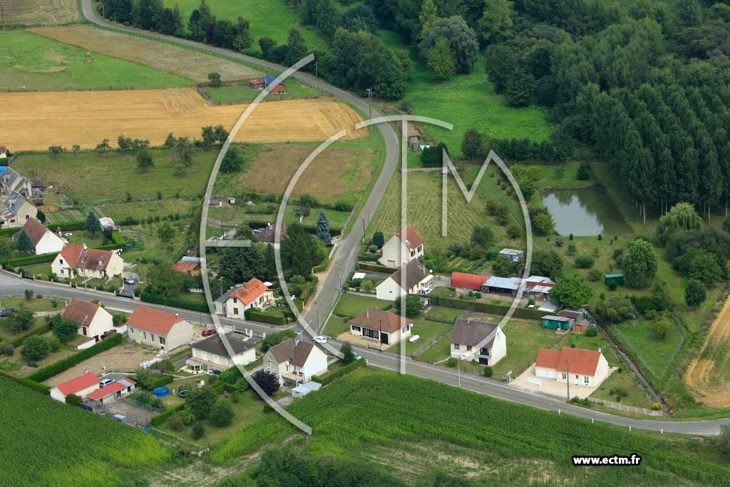 Photo arienne de Coucy-le-Chteau-Auffrique