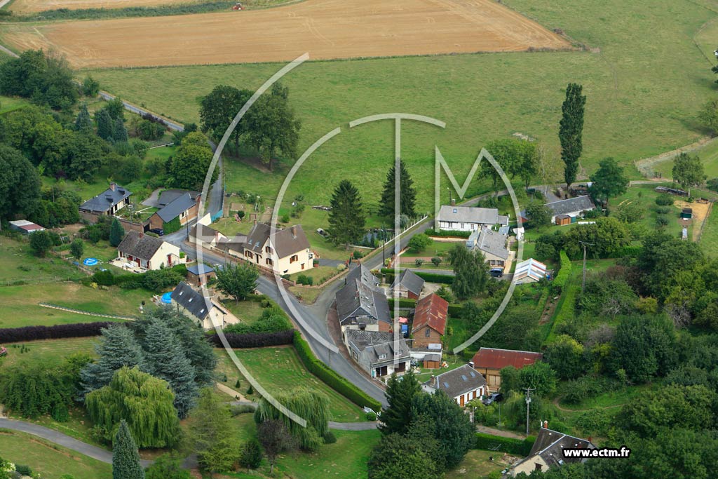 Photo arienne de La Neuville-en-Beine