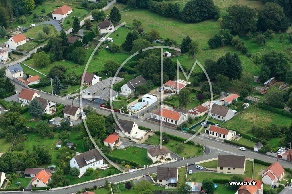 Photo arienne de Saint-Gobain (La Croix d'Alexandre)