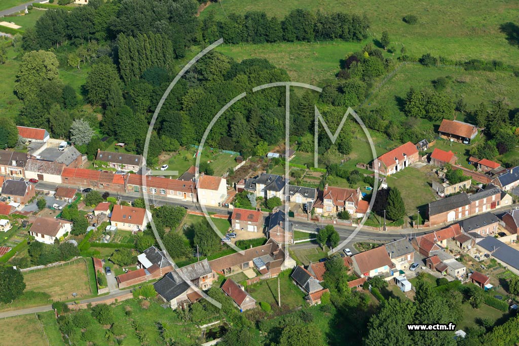 Photo arienne de Beaulieu les Fontaines