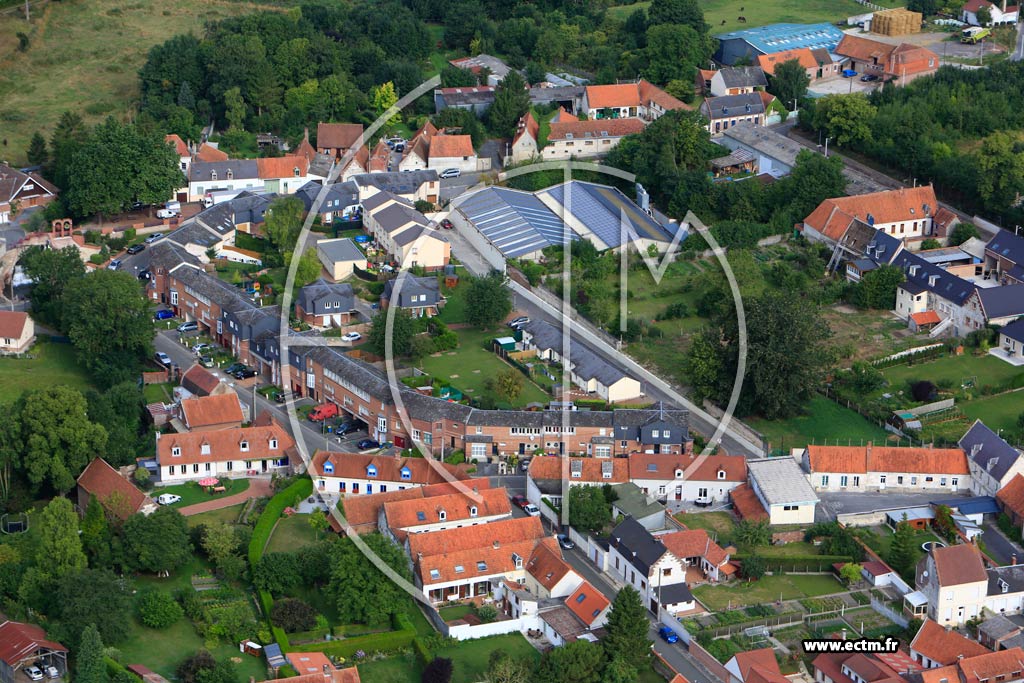Photo arienne de Maruil (Rsidence du Moulin)