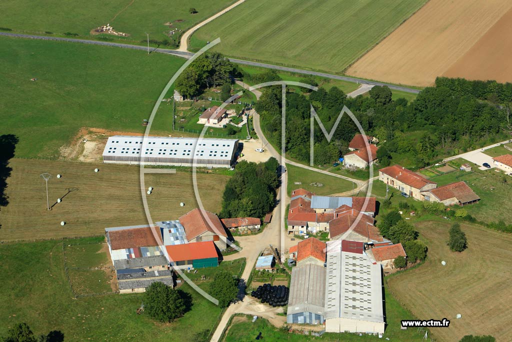 Photo arienne de Montplonne (La Ferme Saint-Martin)