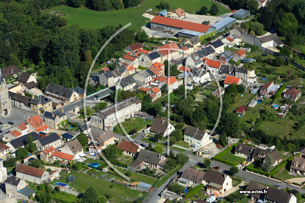 Photo arienne de Neufchtel-sur-Aisne