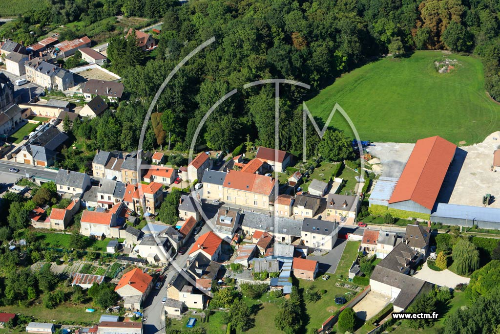 Photo arienne de Neufchtel-sur-Aisne