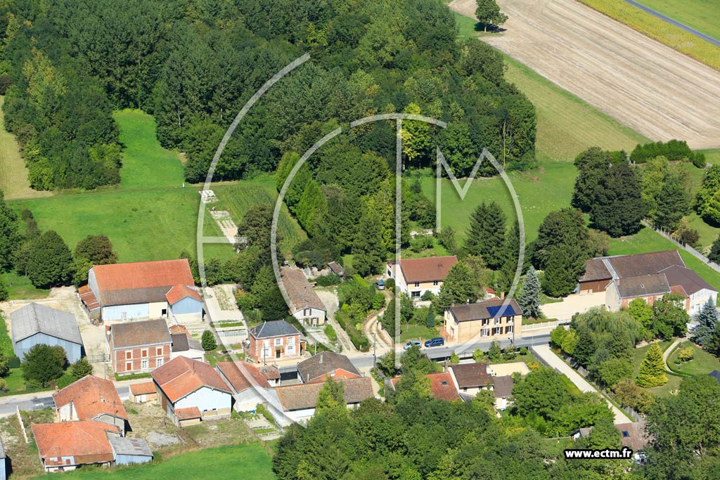 Photo arienne de Courtisols (Saint-Memmie)