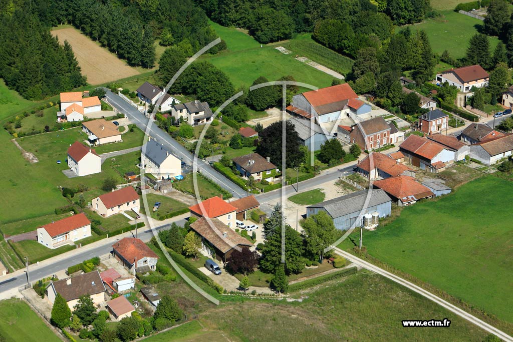 Photo arienne de Courtisols (Saint-Memmie)