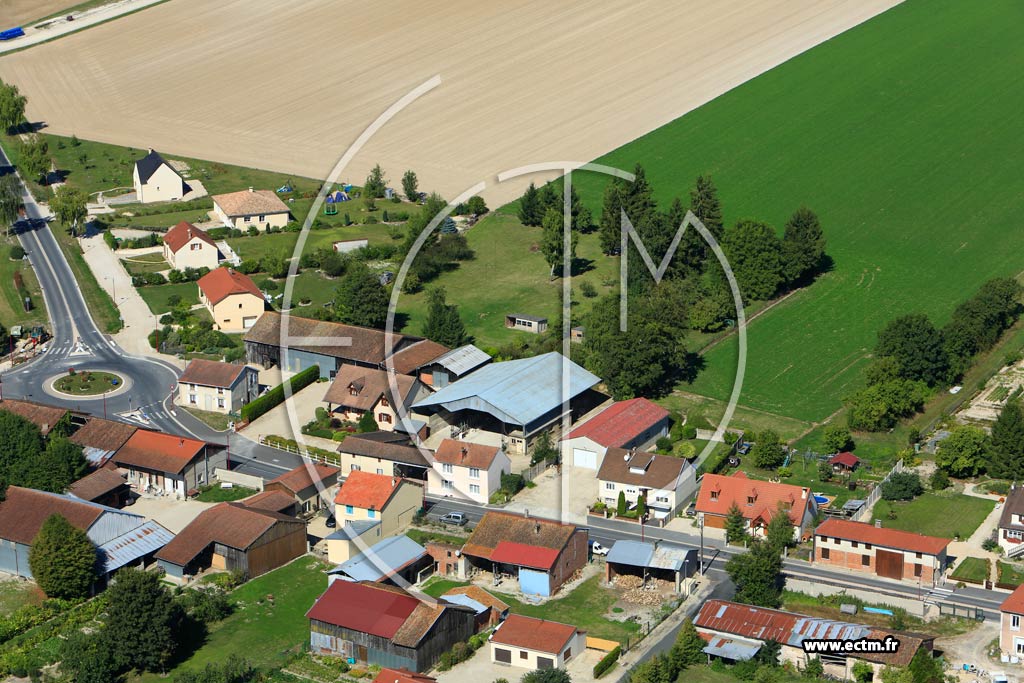 Photo arienne de Saint-Jean-sur-Moivre