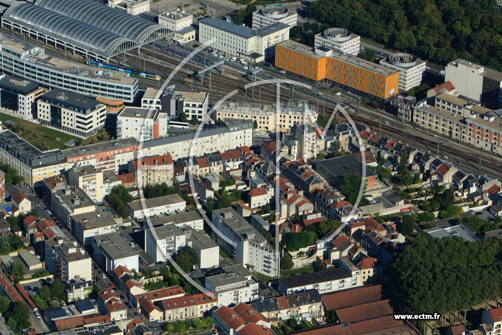 Photo arienne de Reims (Clairmarais)