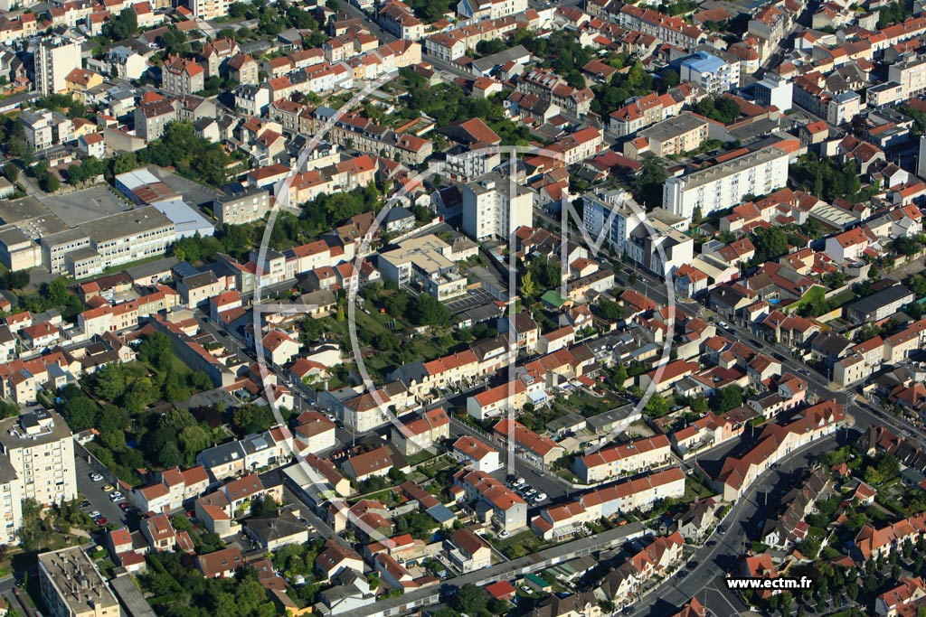 Photo arienne de Reims (Mont d'Arne)