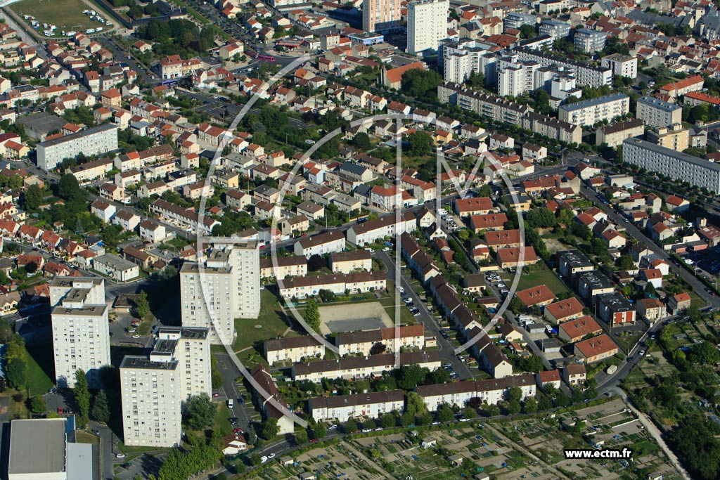 Photo arienne de Reims (Trois Fontaines)