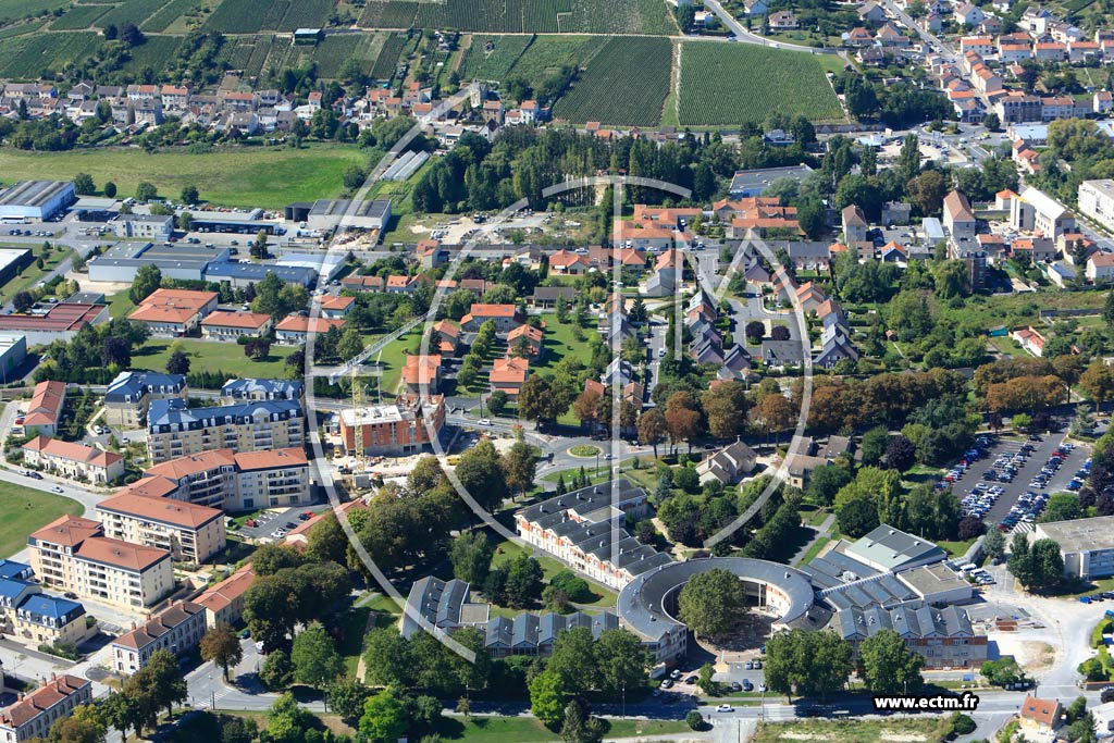 Photo arienne de pernay (Cteau Ouest-Les Forges)