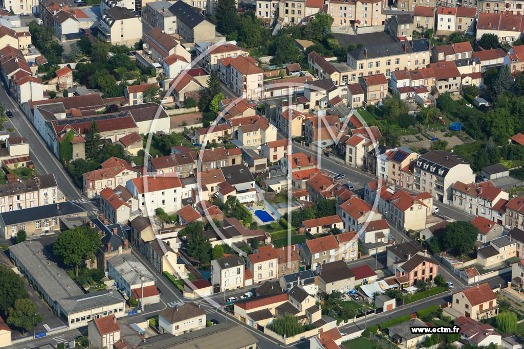 Photo arienne de pernay (La Villa)