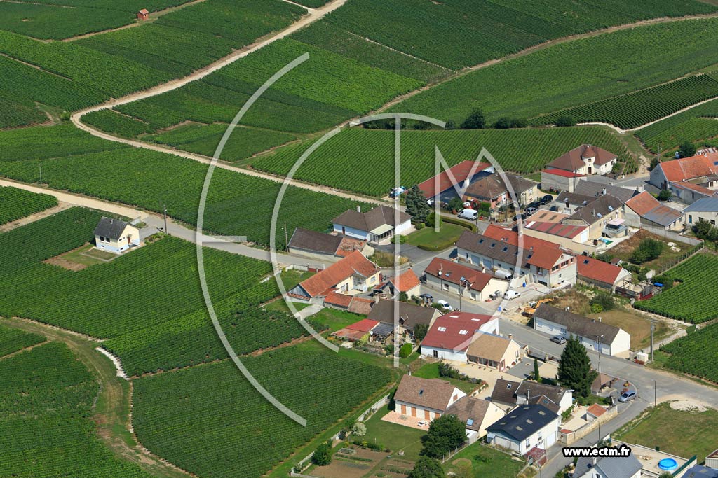 Photo arienne de Grauves (Montgrimaux)