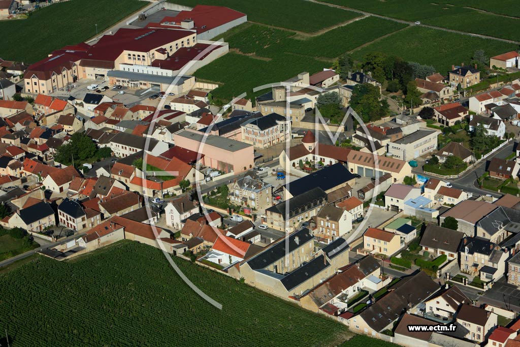 Photo arienne de Le Mesnil sur Oger