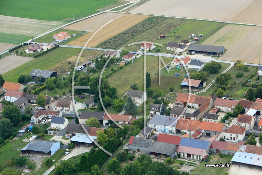 Photo arienne de Val-des-Marais (Coligny)