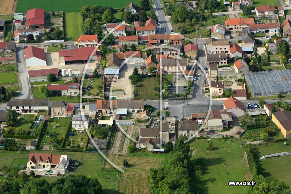 Photo arienne de Villeneuve-Renneville-Chevigny (Villeneuve)
