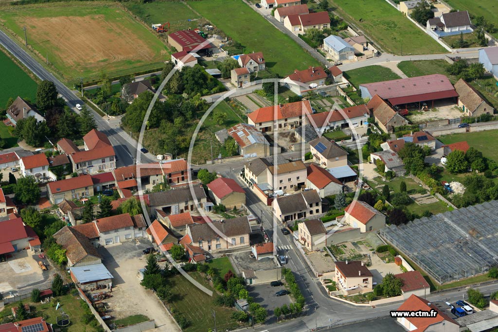 Photo arienne de Villeneuve-Renneville-Chevigny (Villeneuve)