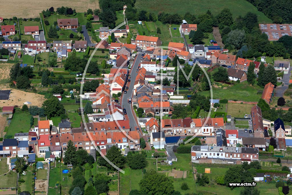 Photo arienne de Avesnes-les-Aubert (Rue Faidherbe)